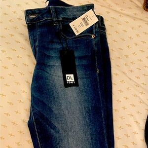 DL1961 Jeans NWT